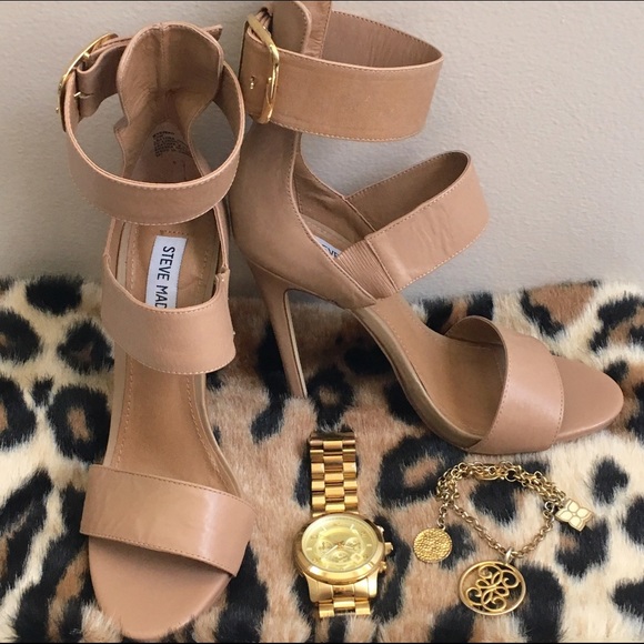 Steve Madden Shoes - FiNAL PRiCE-Steve Madden nude shoes