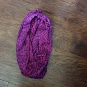 Infinity scarf