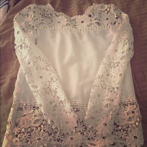 White lace long sleeve top