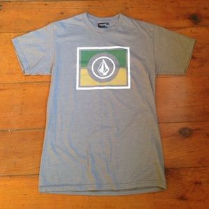 Volcom tshirt