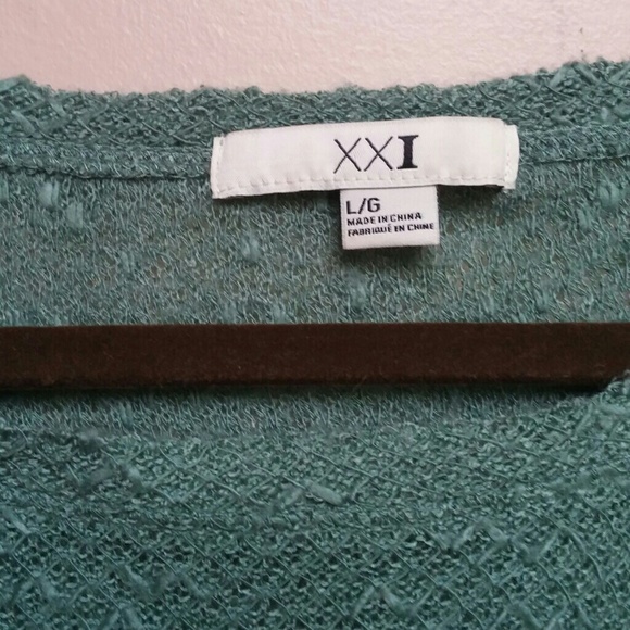 Green Tone Knit Sweater - Picture 2 of 3