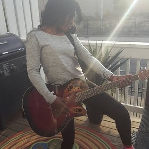 Meet your Posher, Sashae