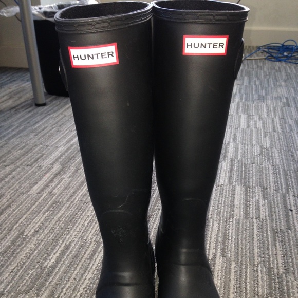 Hunter tall black rain boots
