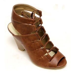 peep toe cut open lace up wedge