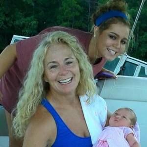 Meet your Posher, Kimberly