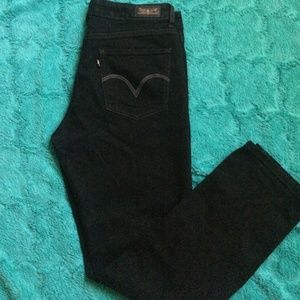 LEVI mid rise skinny jeans in black