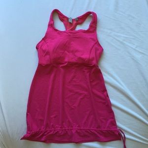 Athleta tank with built-in sports bra
