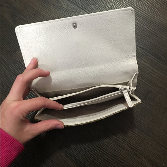 MK wallet - Picture 3 of 4