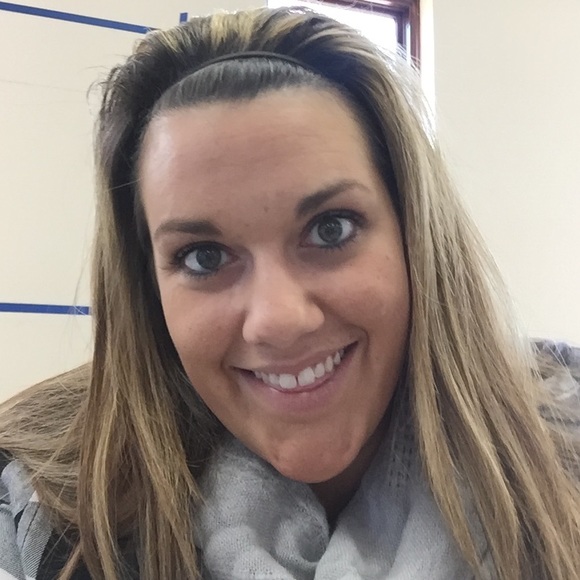 Meet your Posher, Aimee - Picture 1 of 1