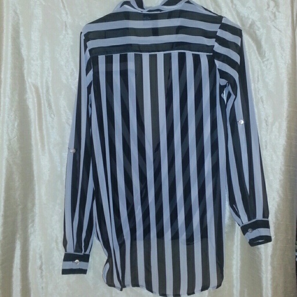 Blouse - Picture 2 of 2