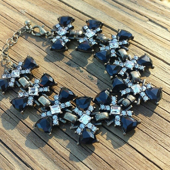 SOLD-Classy black and silver bracelet - Picture 2 of 4