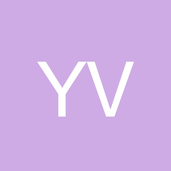 Meet your Posher, Yadira