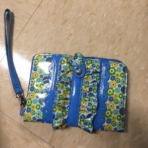 Vera Bradley Frill Wristlet