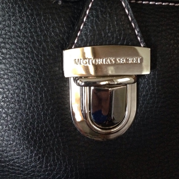 Bag. Victoria's Secret weekender - Picture 2 of 4