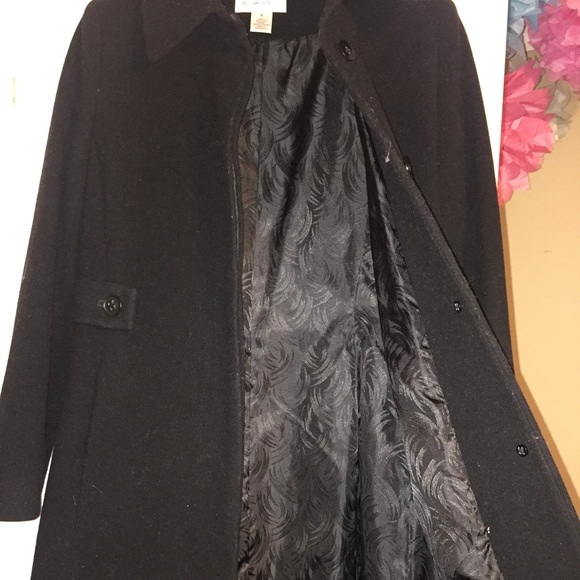 100% Soft Wool Black Jacket - Picture 2 of 2
