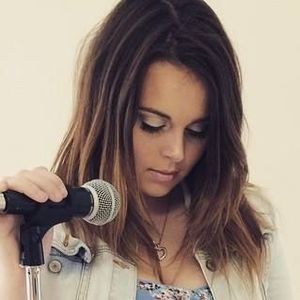 Meet your Posher, Zoe