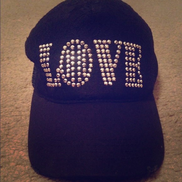Brokedown "Love" Hat