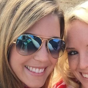 Meet your Posher, Allison