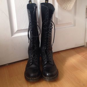 Dr.Martens LaceUp Boots