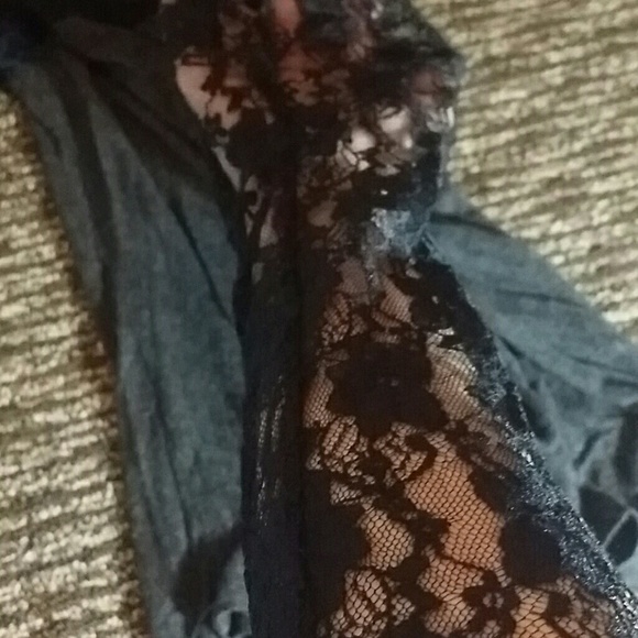 Lace Sleeved Shirt - Picture 2 of 2