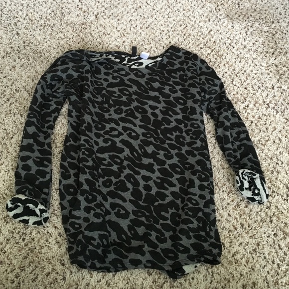 H&M sweater
