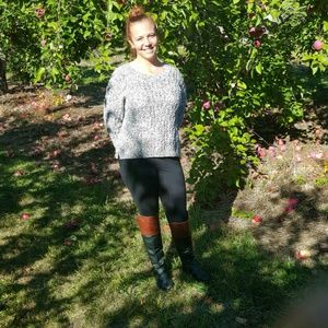 Meet your Posher, Jessica