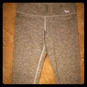 *Trade* dont buy! VS yoga Capri leggings