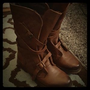 (Sold)  Steve Madden boots