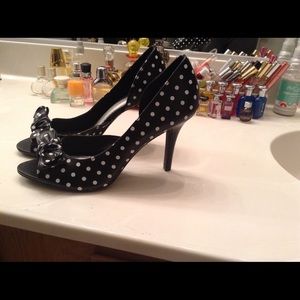 Pre-Own polkadot heel