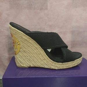 Tory Burch platform sheos