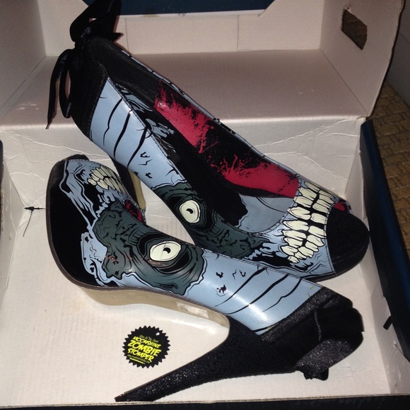 Iron Fist Shoes - Iron fist Zombie stompers