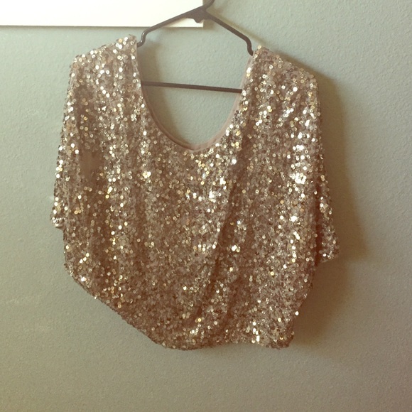Vince Sequence Top