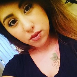 Meet your Posher, Victoria