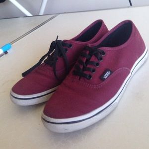Burgundy maroon size 5 cute lo pro vans shoes