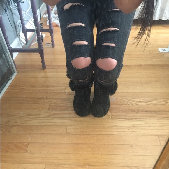 Destroyed jeans
