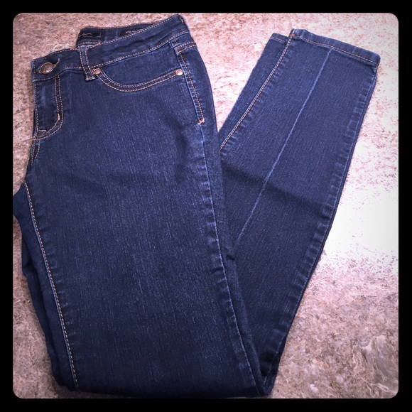 Jessica Simpson Jegging