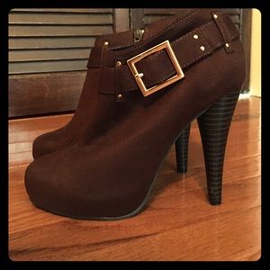 Michael Antonio ankle boots