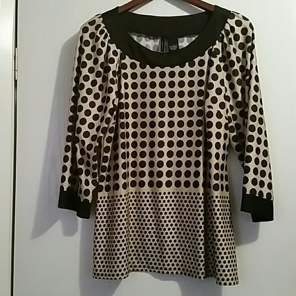 Black and creme blouse