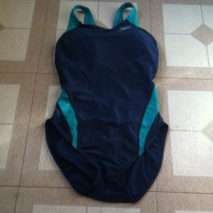 Speedo swimsuit size 8