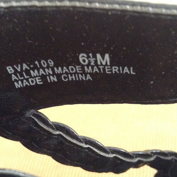 !Chinese Laundry heels! 🎉SALE🎉 - Picture 3 of 3