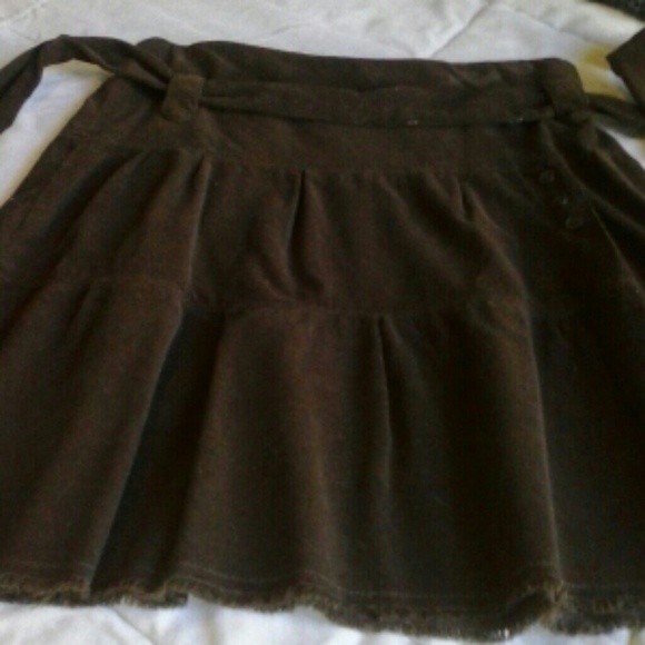 Brown corduroy skirt - Picture 3 of 4