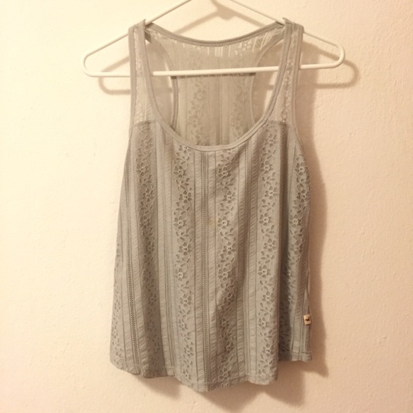 Tank Hollister