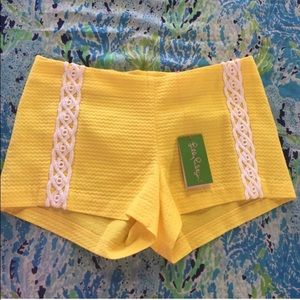 Price drop* Liza shorts size 4