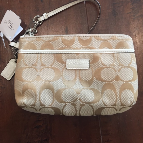 Authentic Coach park signature wristlet