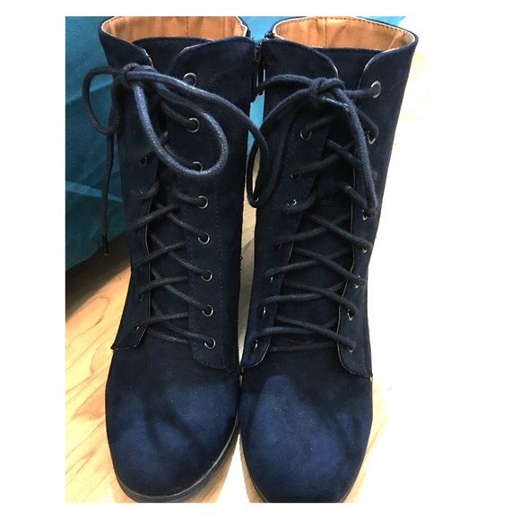 Charlotte Russe boots never worn cute navy blue