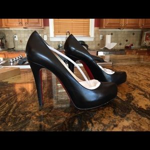 Authentic Christian Louboutin Rolando Pumps 120mm