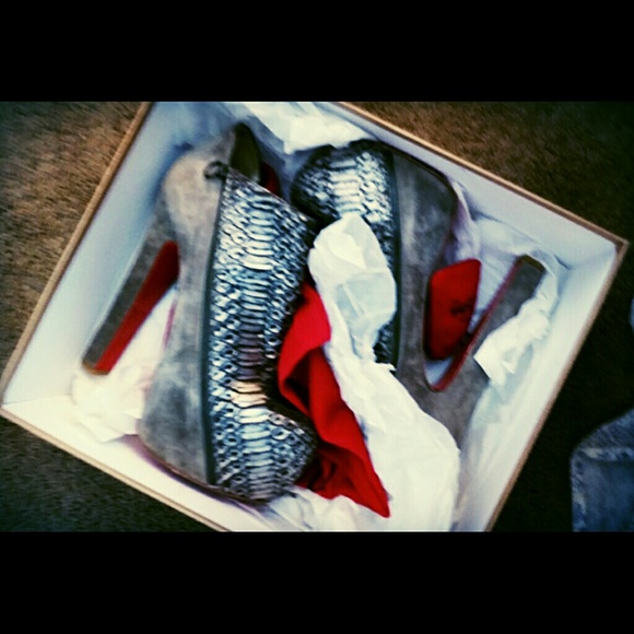 Christian Louboutin Python Gray Booties - Picture 2 of 3