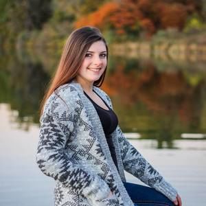 Meet your Posher, Makaila