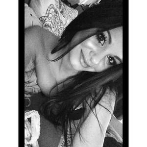 Meet your Posher, Sabrina