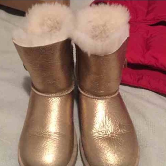Kids gold uggs